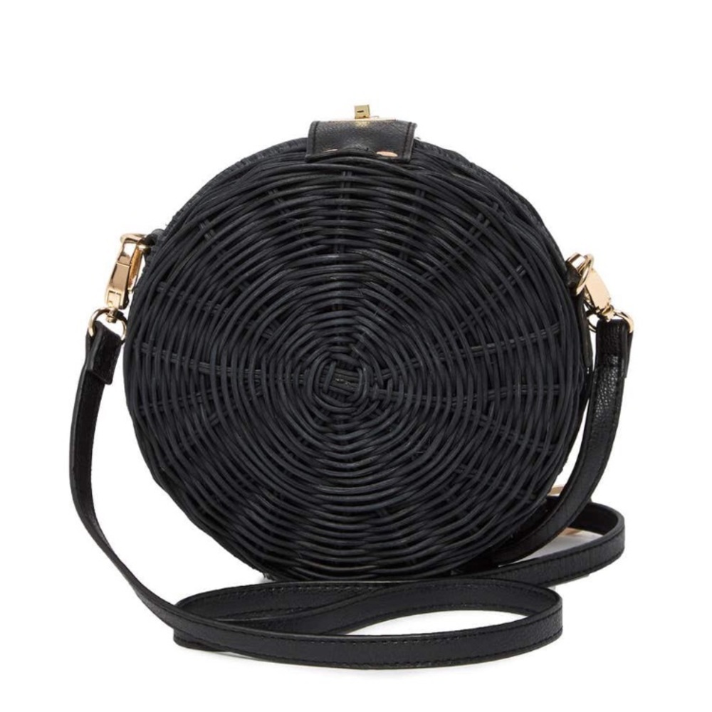 Urban Expressions Rattan Circular tote NEW!!! - Picture 3 of 6